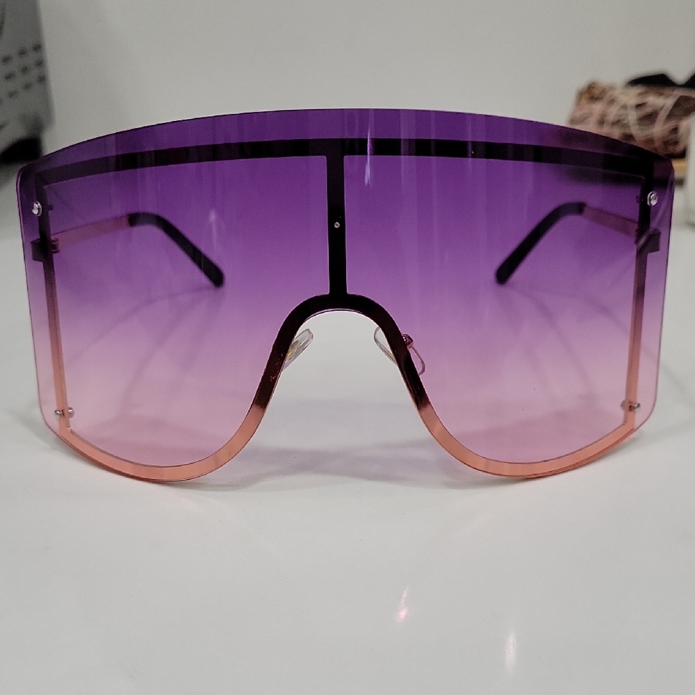 Stylish Purple Gradient Sunglasses